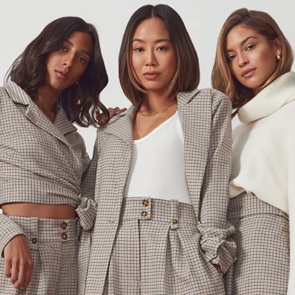 Song of Style Buffy Plaid Coat // Medium - Picture 4 of 15